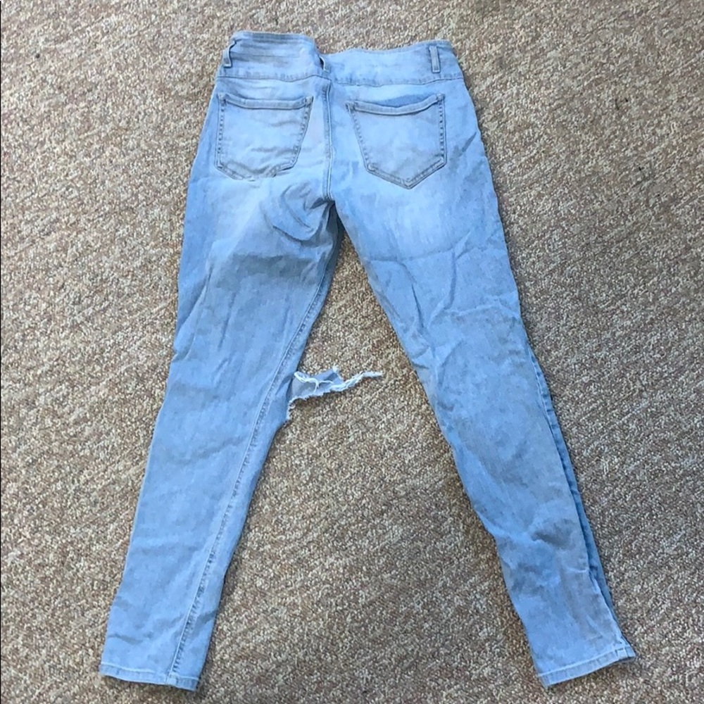 Refuge Ripped Jeans - Picture 2 of 2